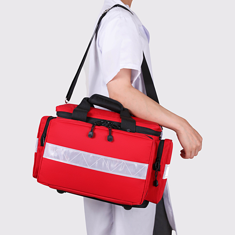 Аптечка первой помощи большой  – обзор и цена First Aid Bag Kit