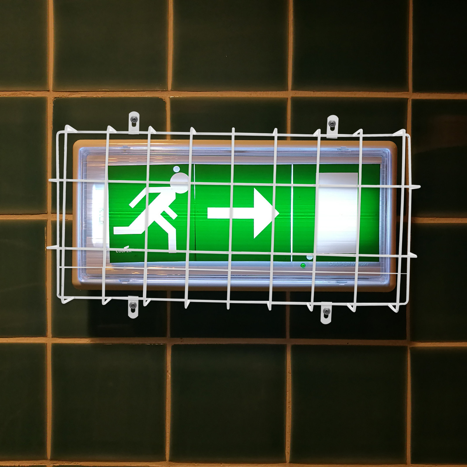 Настенная металлическая защитн – обзор и цена Emergency Exit Sign